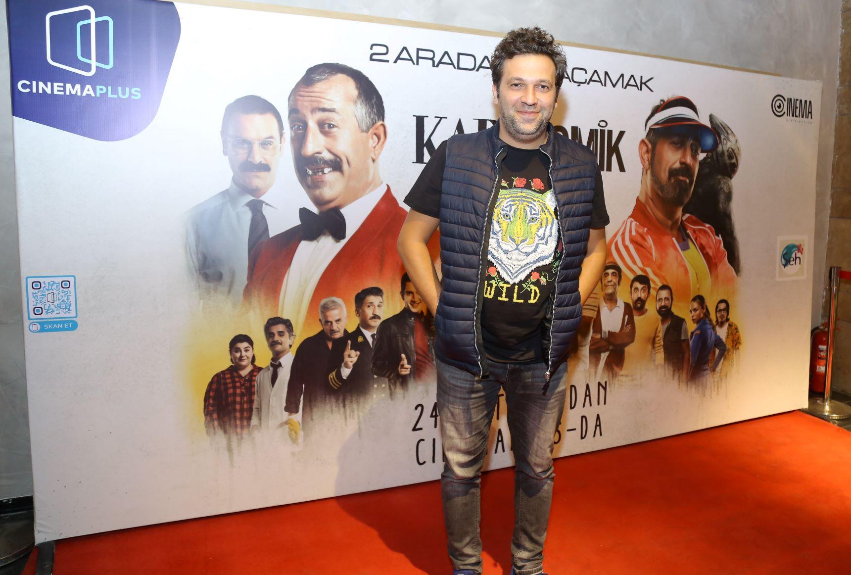 Известный турок рассмешил до слез бакинцев (ФОТО, ВИДЕО)