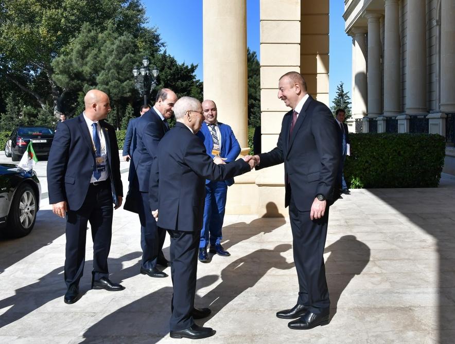 Состоялась встреча Президента Ильхама Алиева с Президентом Алжира Абдель Кадером Бенсалахом (ФОТО)