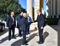 Состоялась встреча Президента Ильхама Алиева с Президентом Алжира Абдель Кадером Бенсалахом (ФОТО)