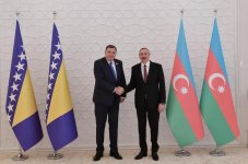 Президент Ильхам Алиев встретился в Баку с председателем Президиума Боснии и Герцеговины (ФОТО)