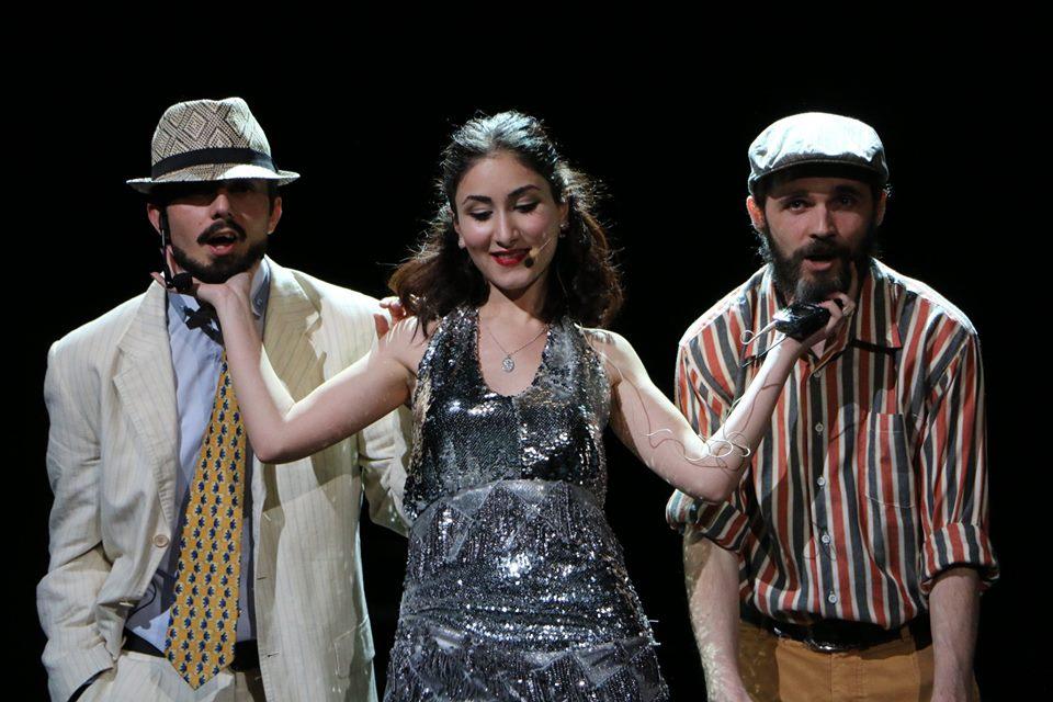 Мир криминального Чикаго и кабаре-шоу в Баку (ВИДЕО, ФОТО)