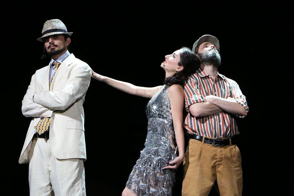 Мир криминального Чикаго и кабаре-шоу в Баку (ВИДЕО, ФОТО)