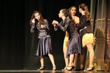 Мир криминального Чикаго и кабаре-шоу в Баку (ВИДЕО, ФОТО)