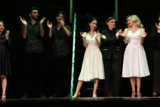 Мир криминального Чикаго и кабаре-шоу в Баку (ВИДЕО, ФОТО)