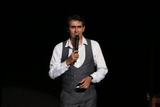 Мир криминального Чикаго и кабаре-шоу в Баку (ВИДЕО, ФОТО)