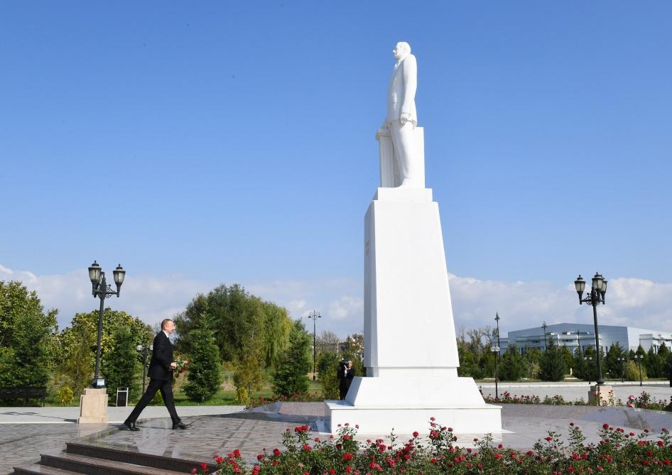 Президент Ильхам Алиев прибыл в Агдашский район (ФОТО)