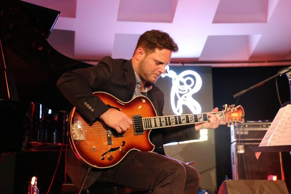 Claire Parsons & Eran Har Even показали свою любовь в Баку (ВИДЕО, ФОТО)