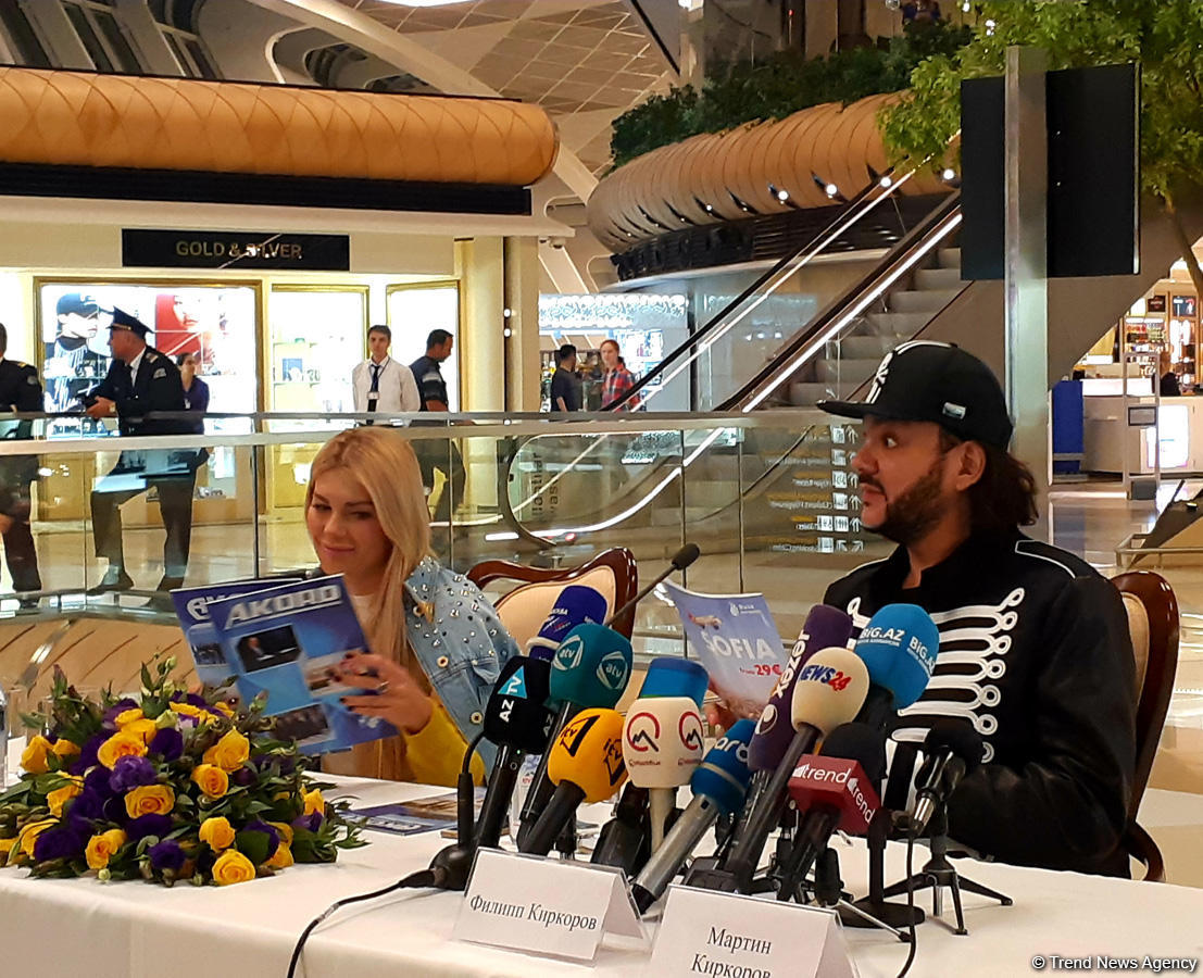 Филипп Киркоров прилетел в Баку с особым настроением (ФОТО)