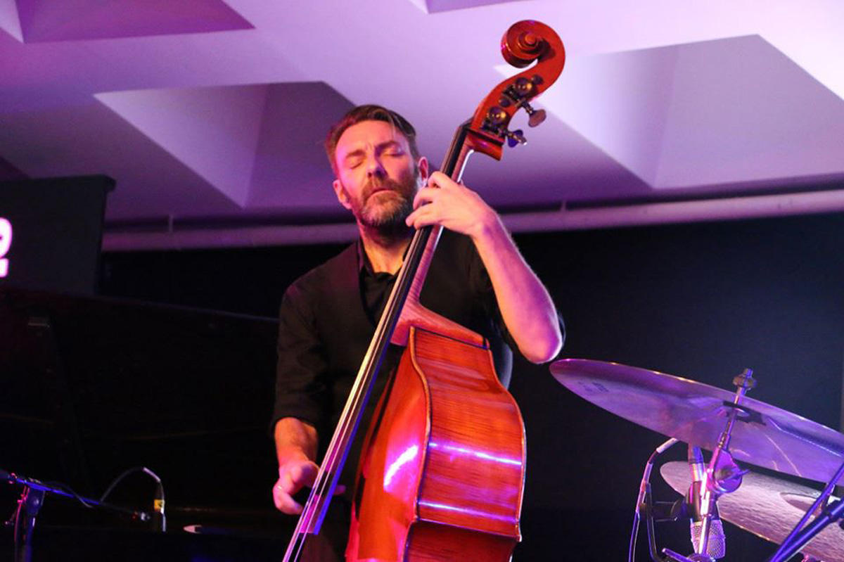 Норвежский викинг и "двойник" Джанлуиджи Буффона в вечернем Баку (ВИДЕО, ФОТО)