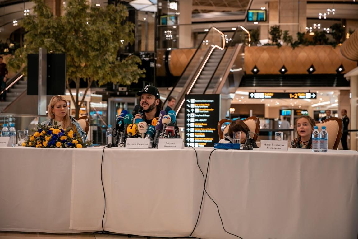 Филипп Киркоров признался в любви к Азербайджану – интересная беседа с Королем в аэропорту (ФОТО/ВИДЕО)