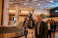 Филипп Киркоров признался в любви к Азербайджану – интересная беседа с Королем в аэропорту (ФОТО/ВИДЕО)