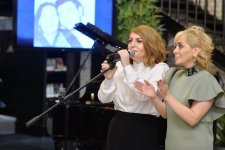 "Темница" Чингиза Алекперзаде озарилась лучезарным светом дочерей и добрых друзей (ФОТО, ВИДЕО)