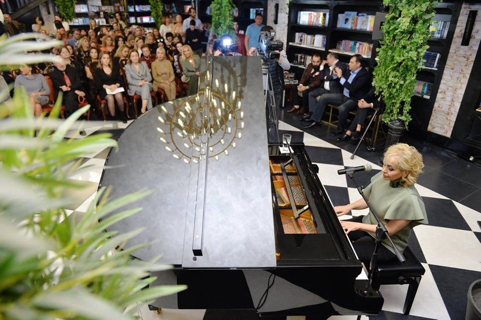 "Темница" Чингиза Алекперзаде озарилась лучезарным светом дочерей и добрых друзей (ФОТО, ВИДЕО)