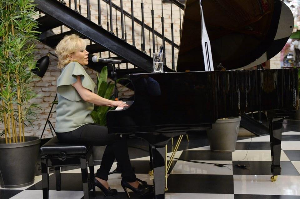 "Темница" Чингиза Алекперзаде озарилась лучезарным светом дочерей и добрых друзей (ФОТО, ВИДЕО)