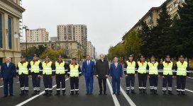 Президент Ильхам Алиев ознакомился с работами, проделанными после реконструкции на участке улицы Шафаята Мехтиева в Баку  (ФОТО)