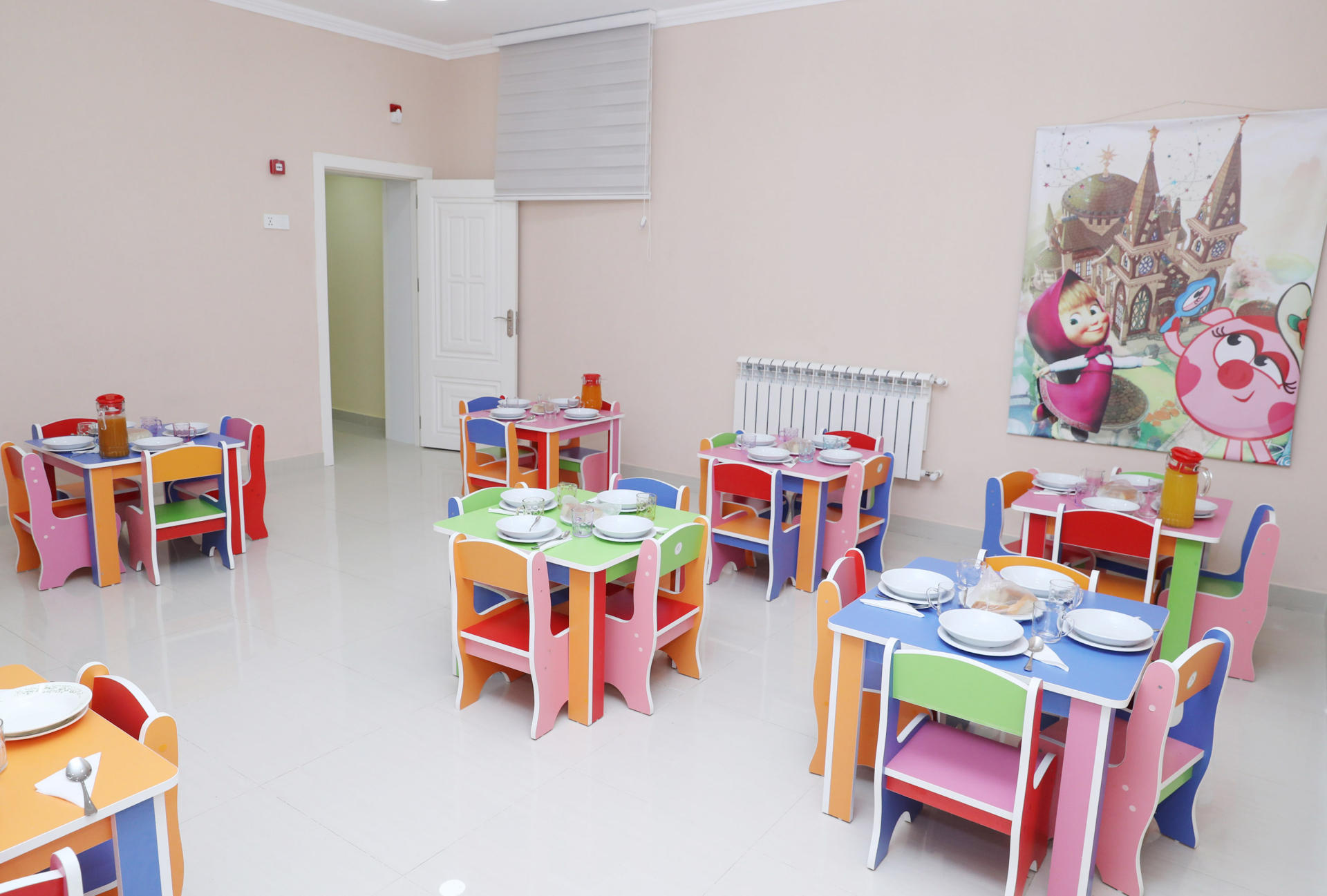 Первый вице-президент Мехрибан Алиева побывала в яслях-детском саду номер 64 в Наримановском районе Баку (ФОТО) (версия 2)