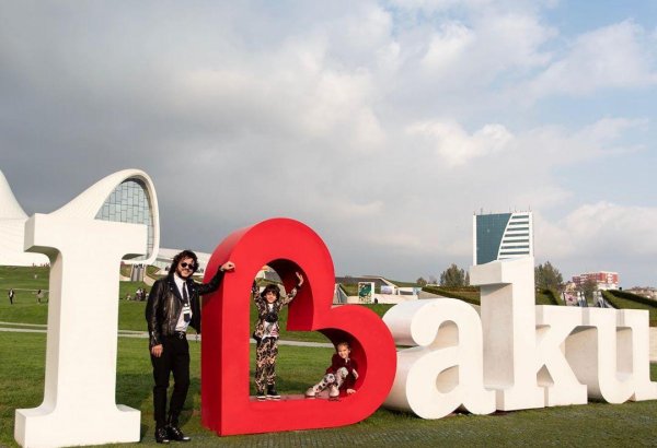 Филипп Киркоров показал, как провел свободное время в Баку (ФОТО)