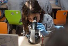 Умный Баку - как горит пламя в чистом кислороде и химические эксперименты (ФОТО)