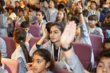 Умный Баку - как горит пламя в чистом кислороде и химические эксперименты (ФОТО)