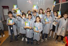 Умный Баку - как горит пламя в чистом кислороде и химические эксперименты (ФОТО)