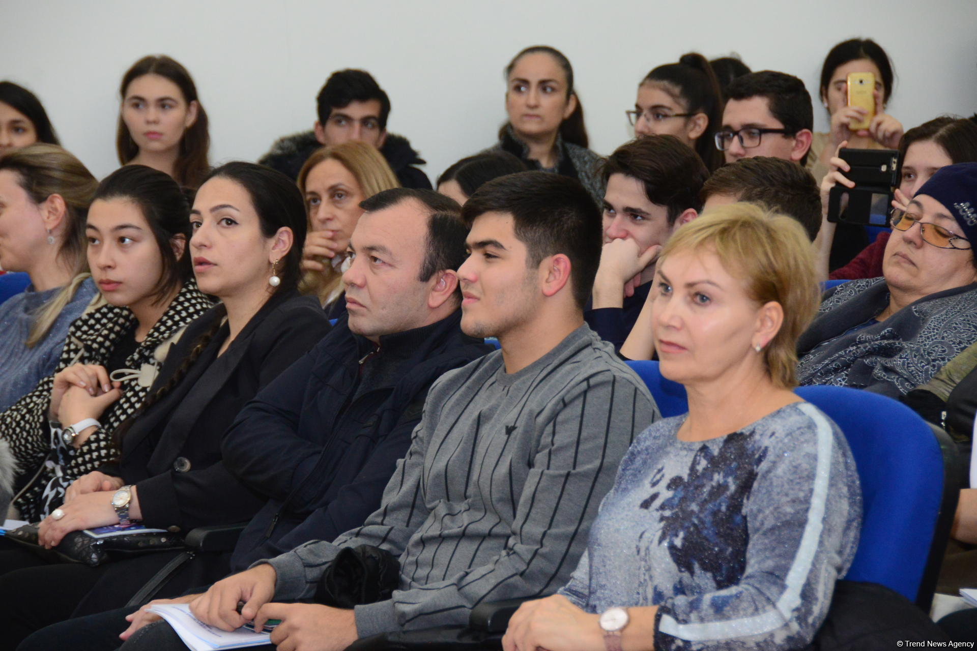 В Бакинском филиале МГУ имени М.В. Ломоносова прошел традиционный День открытых дверей (ФОТО)