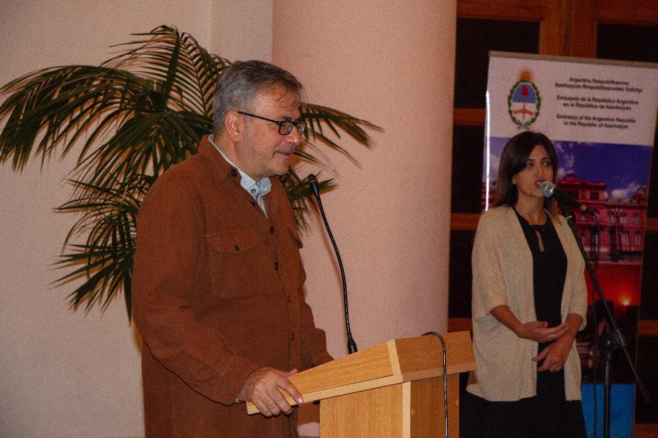 Бывшая "Советская" в фантазиях Баку, или Улыбка Чешырского кота  (ФОТО)