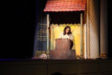 Радиоведущая, математик и переводчик дебютировала на сцене Азербайджанского театра (ВИДЕО, ФОТО)