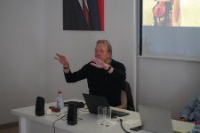 Бывшая "Советская" в фантазиях Баку, или Улыбка Чешырского кота  (ФОТО)