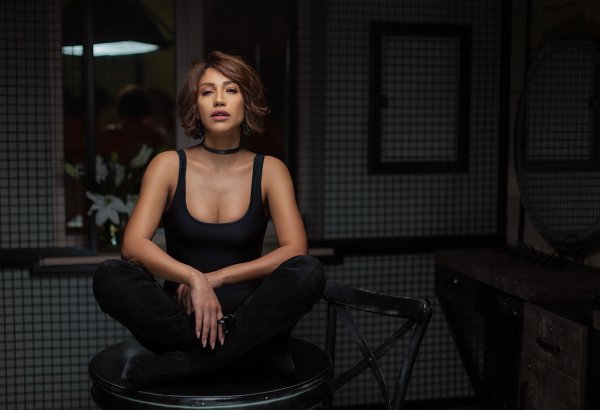 Ройа Айхан представила свой первый клип как народная артистка Азербайджана (ВИДЕО)