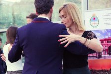 Необычное шоу в Бакинском метро – страстное Аргентинское танго (ВИДЕО, ФОТО)