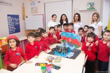 Самые маленькие дети показали свою любовь к флагу Азербайджана (ФОТО)