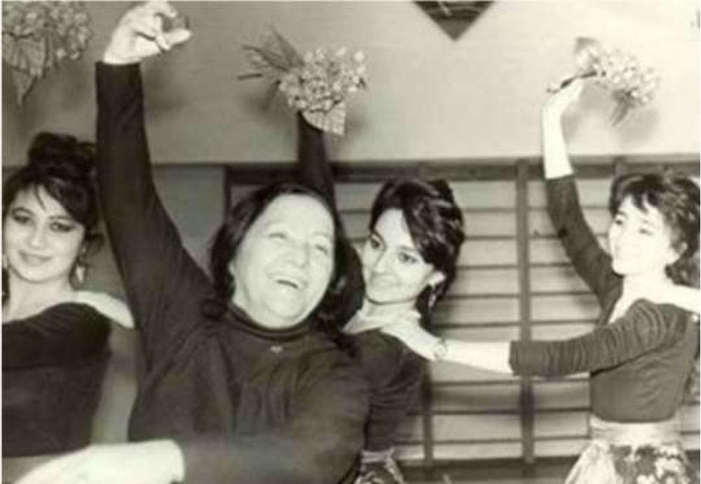 В Баку прошел фестиваль в честь Королевы азербайджанского танца (ФОТО)