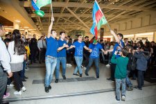 В торговом центре провели музыкальный парад с флагами Азербайджана (ВИДЕО, ФОТО)