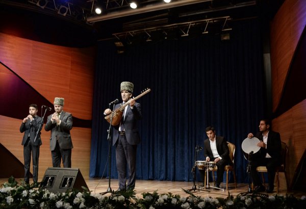 Музыка древнего Гюлистана (ФОТО)