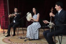 Жители поселка Нардаран совершили "Путешествие в мир мугама" (ФОТО)