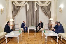Президент Ильхам Алиев принял делегацию Всемирной конфедерации этноспорта (ФОТО)