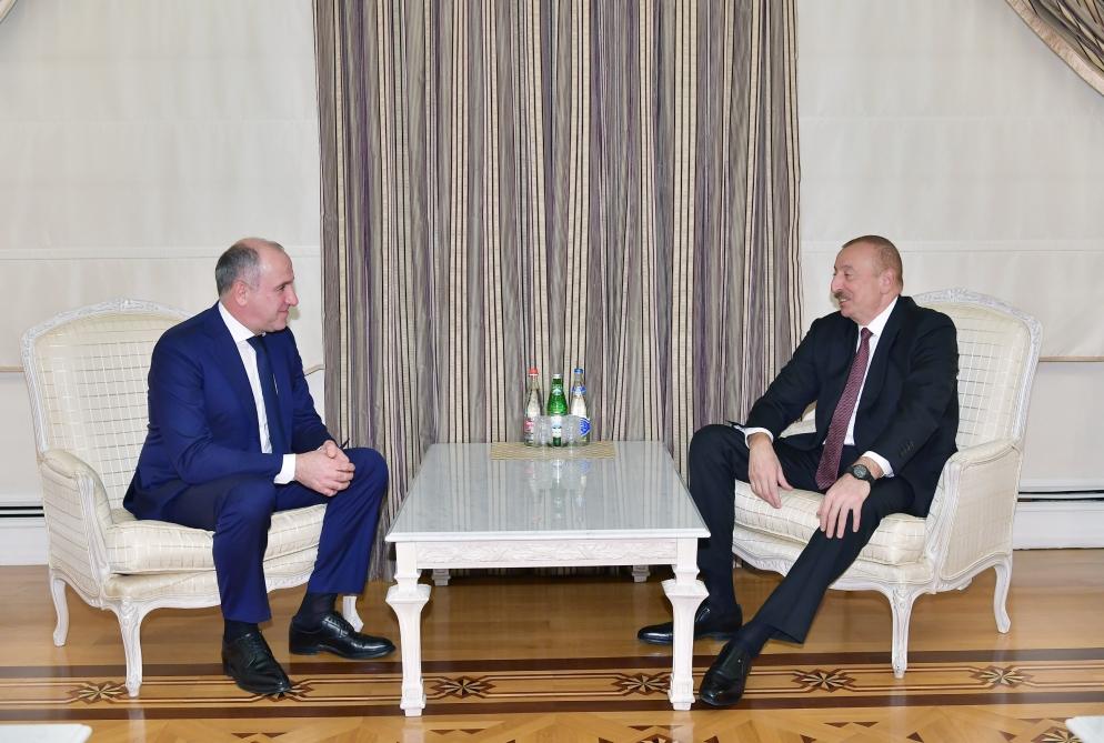 Президент Ильхам Алиев принял делегацию под руководством главы Карачаево-Черкесской республики (ФОТО)
