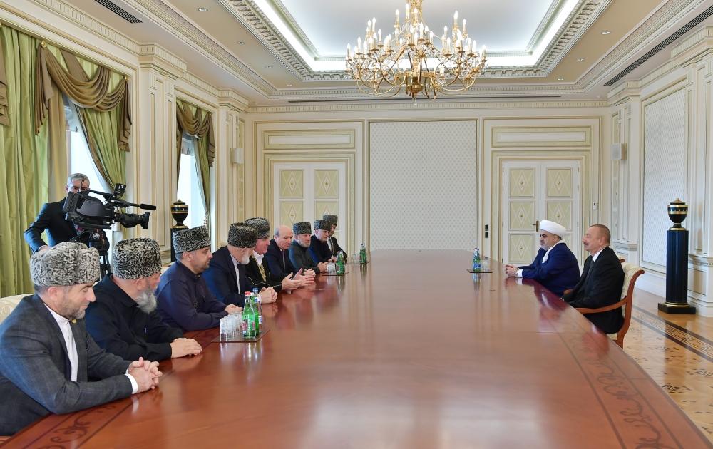 Президент Ильхам Алиев принял делегацию в составе группы мусульманских религиозных деятелей из северокавказских республик России (ФОТО)