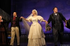 Торт для девочек! Блистательные Ирина Муравьева и Людмила Полякова затеяли женитьбу в Баку (ФОТО)