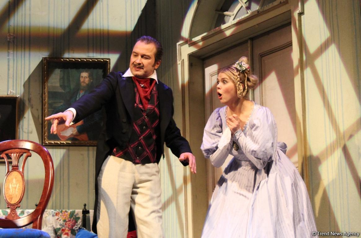 Торт для девочек! Блистательные Ирина Муравьева и Людмила Полякова затеяли женитьбу в Баку (ФОТО)