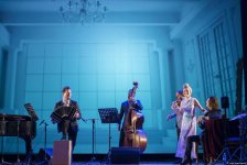 Вечерний Баку. Одна история. Две культуры. Три конфликта чувств (ФОТО)