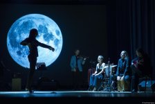 Вечерний Баку. Одна история. Две культуры. Три конфликта чувств (ФОТО)