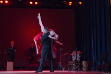 Вечерний Баку. Одна история. Две культуры. Три конфликта чувств (ФОТО)