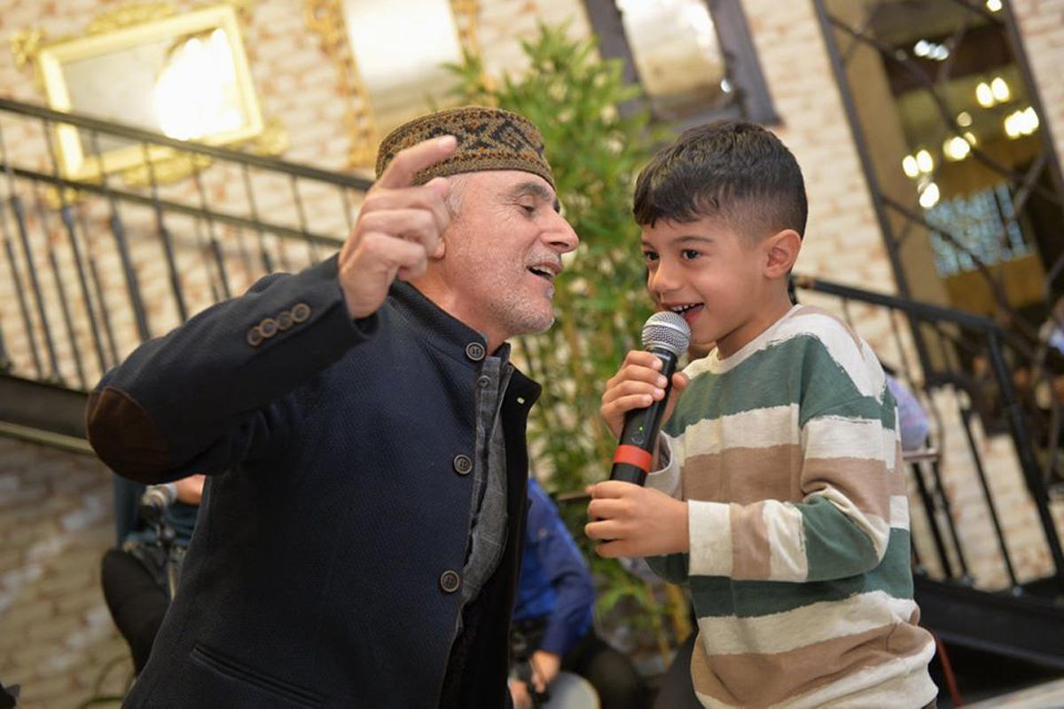 Потрясающе исполнение "Sığmazam"!  Отец и дочь - Алим и Фяргана  Гасымовы (ВИДЕО, ФОТО)