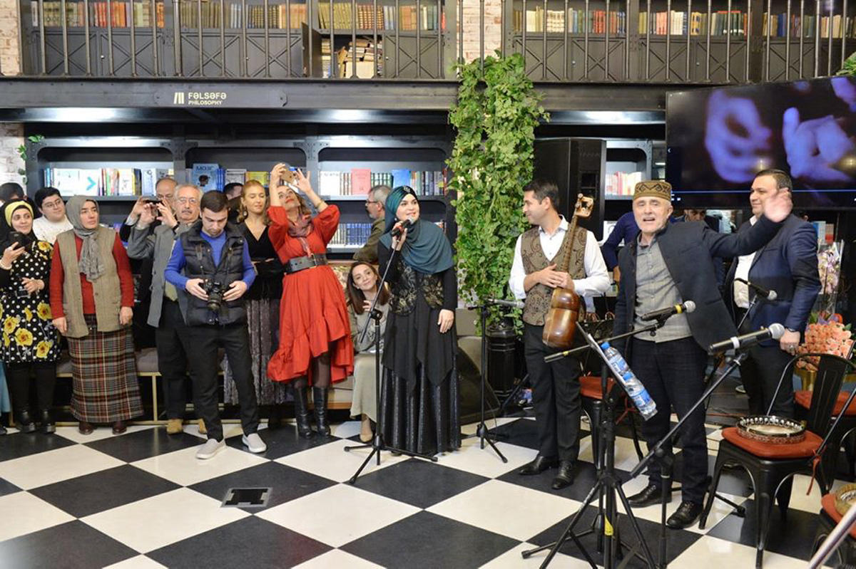 Потрясающе исполнение "Sığmazam"!  Отец и дочь - Алим и Фяргана  Гасымовы (ВИДЕО, ФОТО)