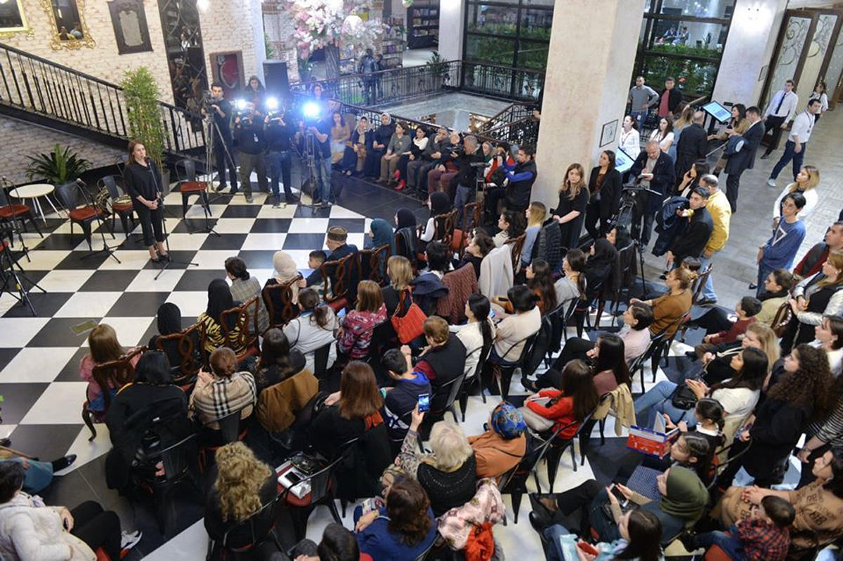 Потрясающе исполнение "Sığmazam"!  Отец и дочь - Алим и Фяргана  Гасымовы (ВИДЕО, ФОТО)