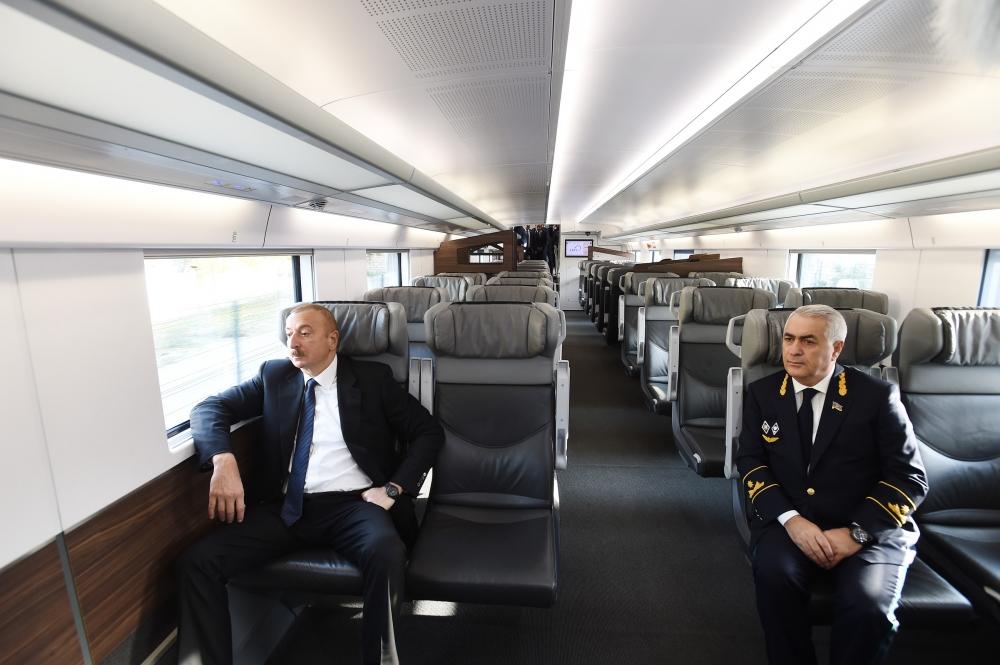 Президент Ильхам Алиев принял участие в открытии после реконструкции линии Сабунчи-Пиршаги Бакинской кольцевой железной дороги (ФОТО)