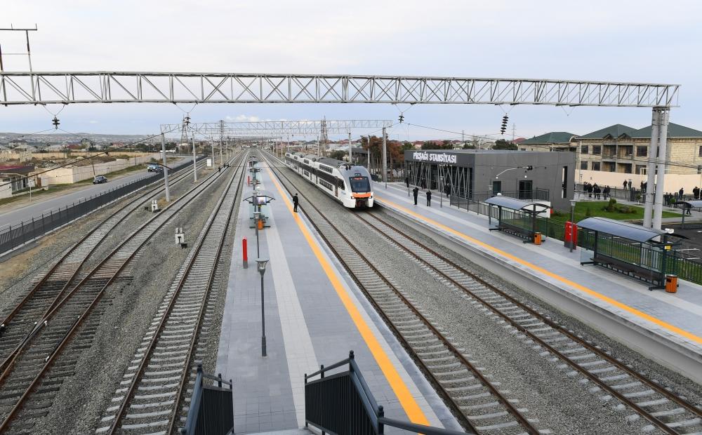 Президент Ильхам Алиев принял участие в открытии после реконструкции линии Сабунчи-Пиршаги Бакинской кольцевой железной дороги (ФОТО)