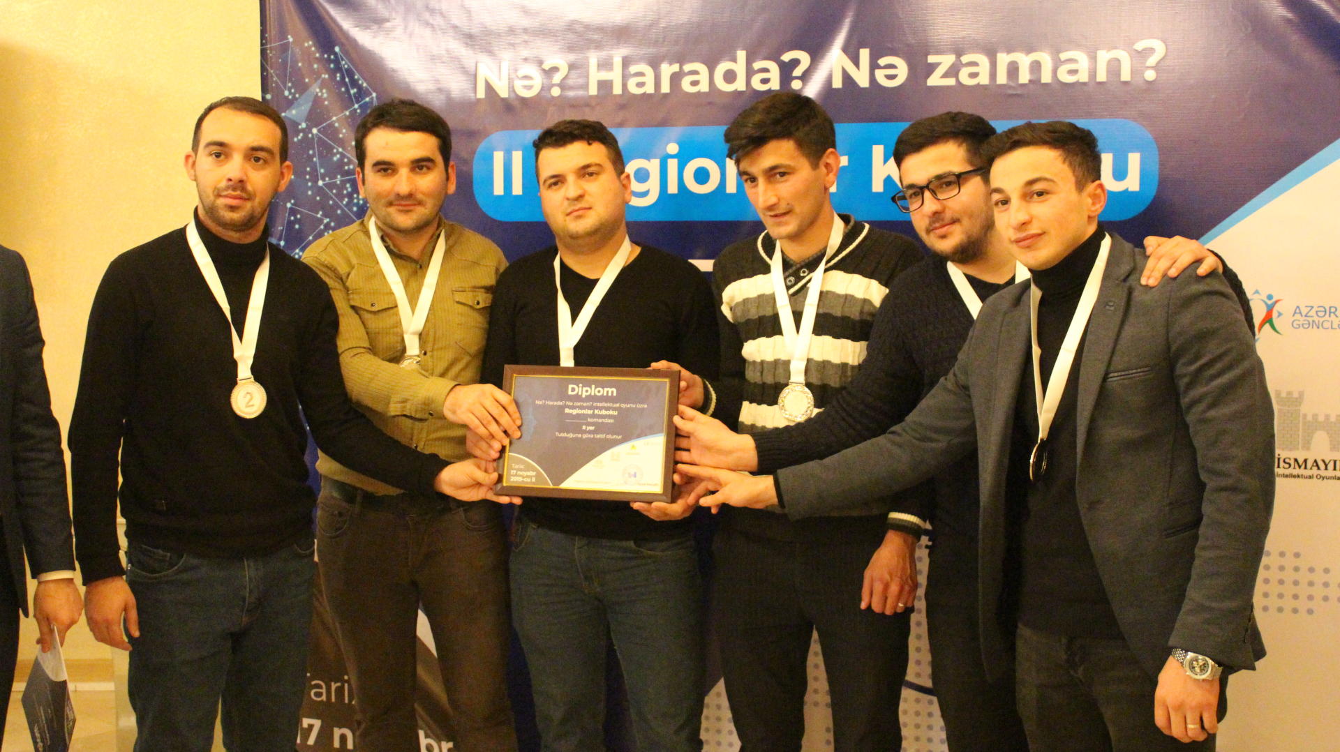 Регионы Азербайджана определили самых интеллектуальных (ФОТО)