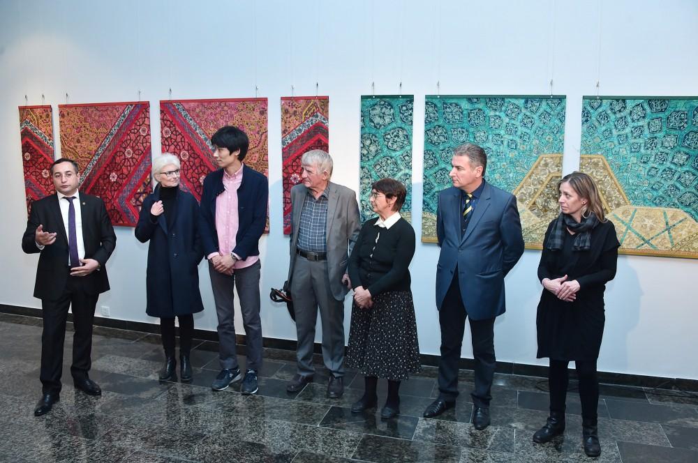 Азербайджанские фильмы и художники Европы и Азии (ФОТО)